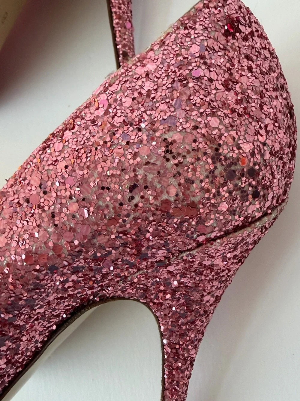 Kate Spade New York Glitter Pointed-Toe Pumps in Pink, Size 8